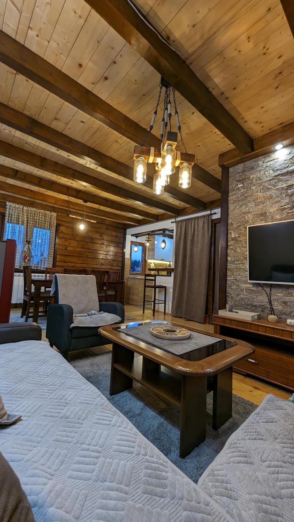 Апартаменты Mountain Haven Deluxe Жабляк Экстерьер фото